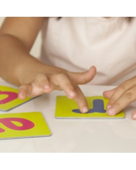 Fiches tactiles de pré-écriture: les lettres Raconter, lire, écrire, compter  – Serpent à Lunettes