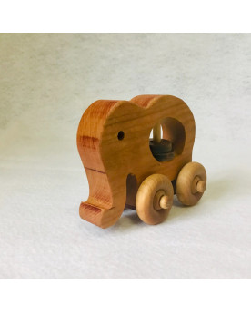 Lot de 4 hochets en bois